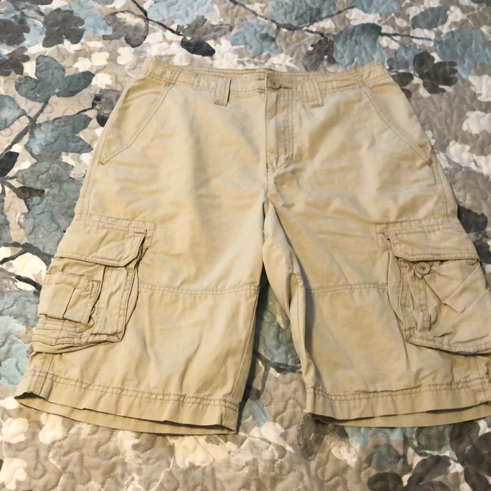 Men’s size 30 shorts